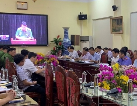 Các đại biểu dự hội nghị trực tuyến tại điểm cầu Bắc Kạn