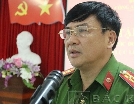 Đại tá Nguyễn Thanh Tuân – Phó Giám đốc Công an tỉnh phát biểu khai mạc lớp tập huấn