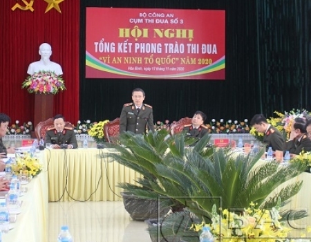 Lãnh đạo Cục Công tác Đảng và Công tác chính trị BCA phát biểu, chỉ đạo tại Hội nghị