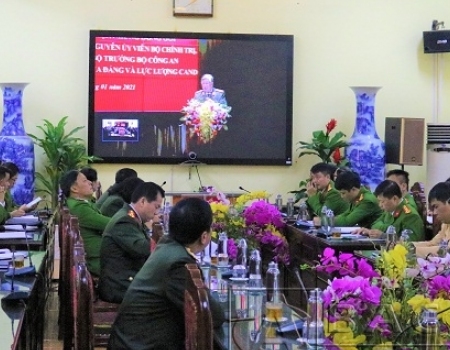 Các đại biểu dự tại điểm cầu Công an tỉnh Bắc Kạn
