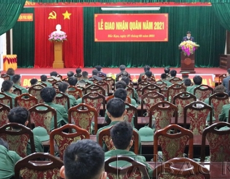 Lễ giao nhận quân năm 2021 tại huyện Pác Nặm
