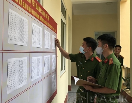 Danh sách cử tri là người đang tạm giam, tạm giữ đã được Trại tạm giam Công an tỉnh niêm yết công khai