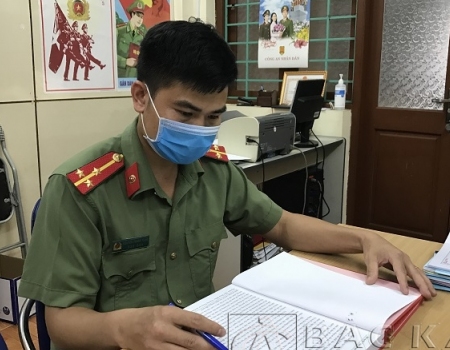 Tổ thư ký tổng hợp, lựa chọn các bài có chất lượng gửi về Bộ Công an