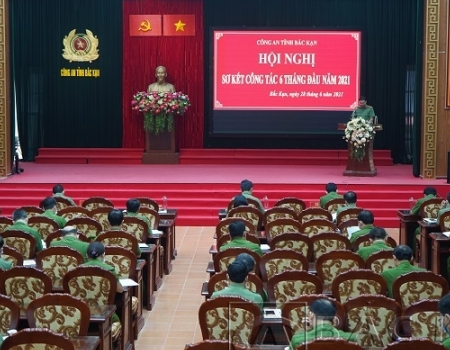 Toàn cảnh hội nghị