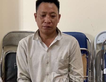 Triệu Dào Piao tại cơ quan Công an
