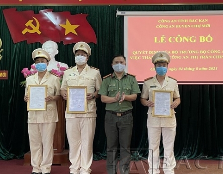 Công bố quyết định thành lập Công an thị trấn Đồng Tâm, huyện Chợ Mới