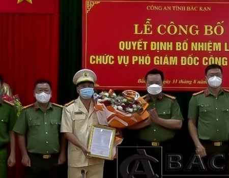 Ban Giám đốc Công an tỉnh chúc mừng Đại tá Nguyễn Thanh Tuân