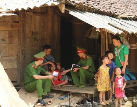 Đẩy mạnh công tác tuyên truyền thực hiện tốt công tác phòng ngừa ngay từ cơ sở