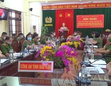 Các đại biểu tại điểm cầu Bắc Kạn