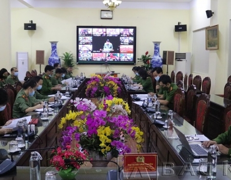 Hội nghị tập trung thảo luận về cách thực hiện nhiệm vụ cải cách hành chính tạo điều kiện thuận lợi cho tổ chức, cá nhân