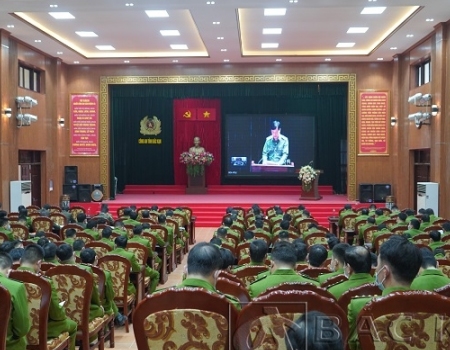 Các đại biểu tại điểm cầu Bắc Kạn