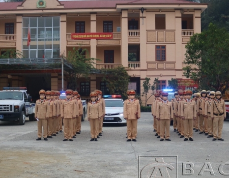 Lễ ra quân đợt cao điểm đảm bảo trật tự an toàn giao thông
