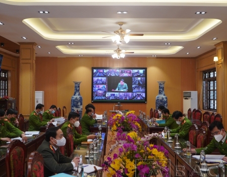 Đại biểu tham gia hội nghị tại điểm cầu Bắc Kạn