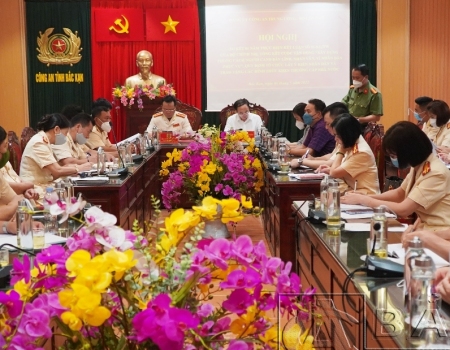 Đại biểu tham dự hội nghị tại điểm cầu Công an tỉnh Bắc Kạn