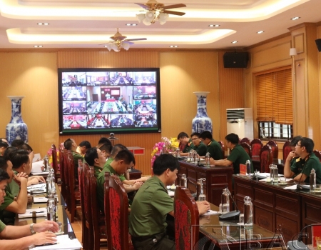 Các đại biểu tại điểm cầu Công an tỉnh Bắc Kạn