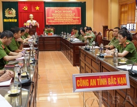 Các đại biểu tại điểm cầu Công an tỉnh Bắc Kạn