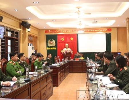 Các đại biểu tham gia hội nghị tại điểm cầu Bắc Kạn