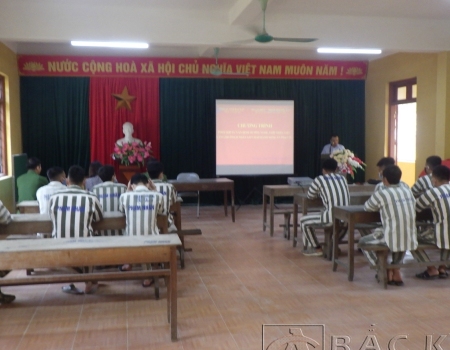Phạm nhân tham gia buổi tư vấn