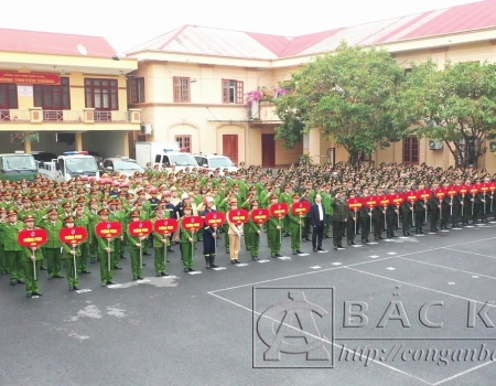 Công an Bắc Kạn luôn chú trọng xây dựng lực lượng ngày càng trong sạch, vững mạnh, xứng đáng với sự tin cậy của Đảng, Nhà nước và Nhân dân