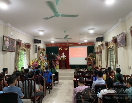 Buổi tuyên truyền thu hút đông đảo Nhân dân tham gia