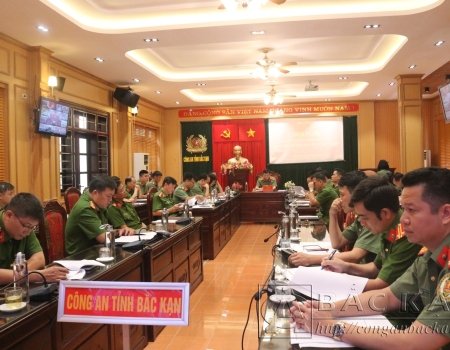 Đại biểu dự hội nghị tại điểm cầu Công an Bắc Kạn