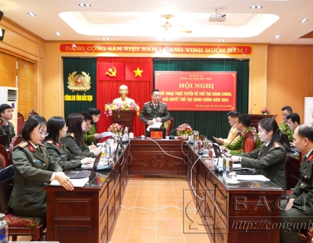 Hội nghị đối thoại trực tuyến về thủ tục hành chính, giải quyết thủ tục hành chính năm 2024 trên Trang Thông tin điện tử Công an Bắc Kạn