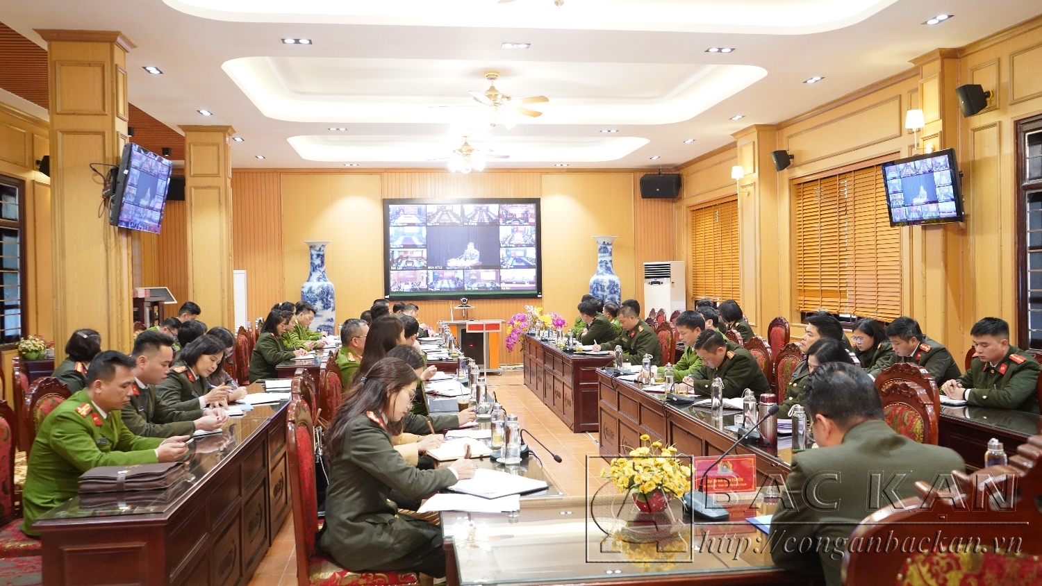 Đại biểu dự hội nghị tại Công an tỉnh Bắc Kạn