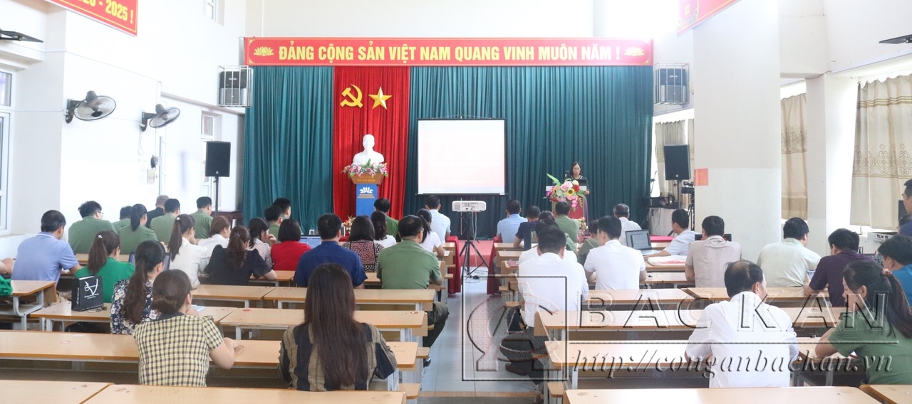 Các đại biểu tham dự Ngày hội