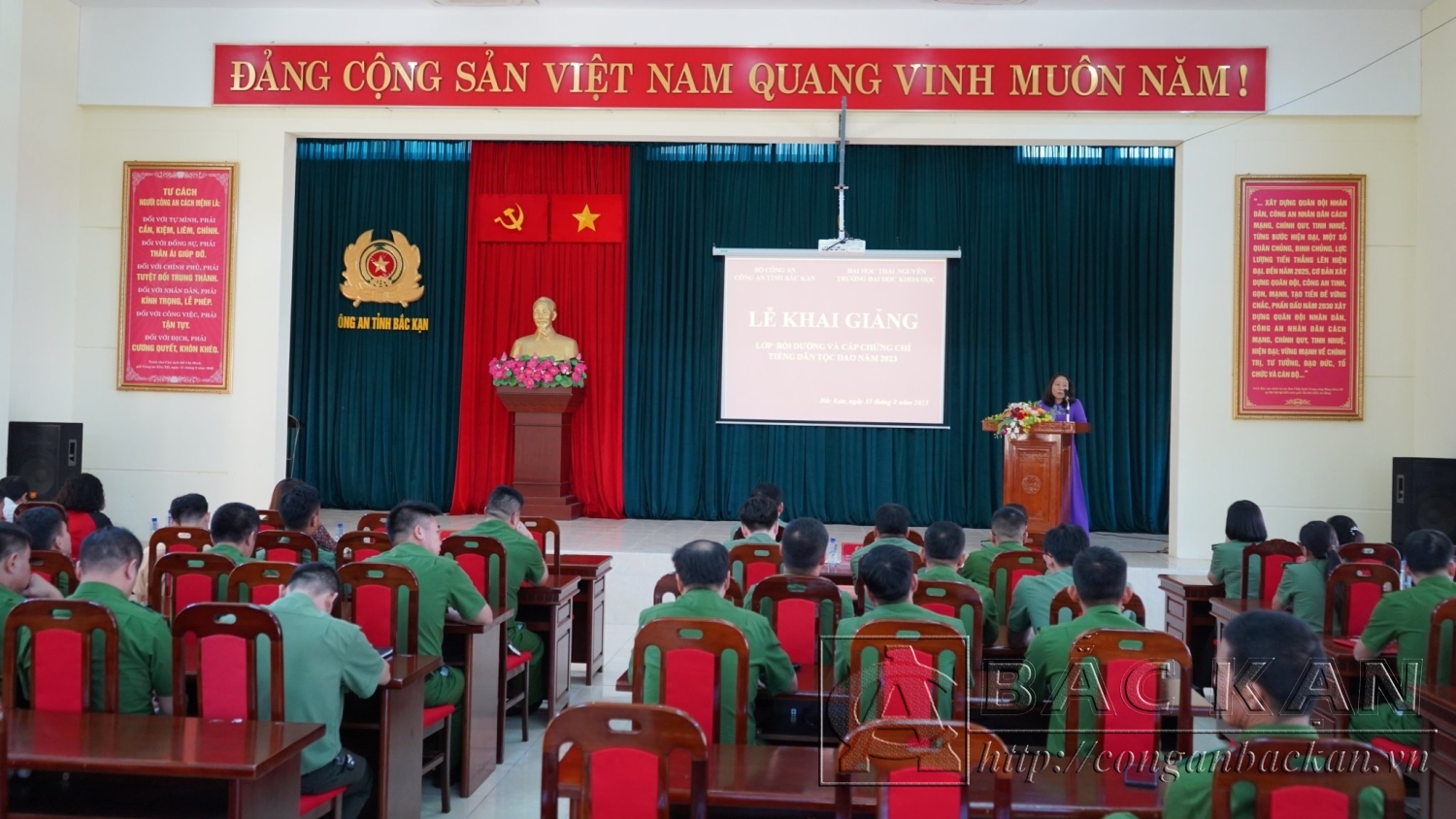 Toàn cảnh Lễ khai giảng