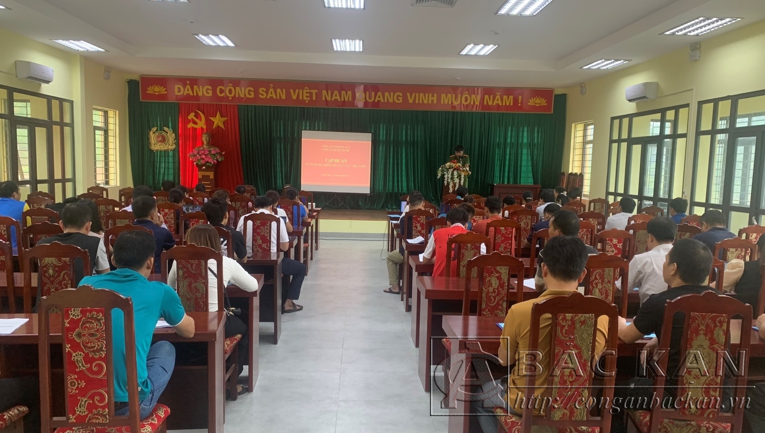 Tập huấn, hướng dẫn sử dụng phần mềm thông báo lưu trú ASM cho các cơ sở kinh doanh lưu trú, cơ sở lưu trú trên địa bàn huyện Ba Bể
