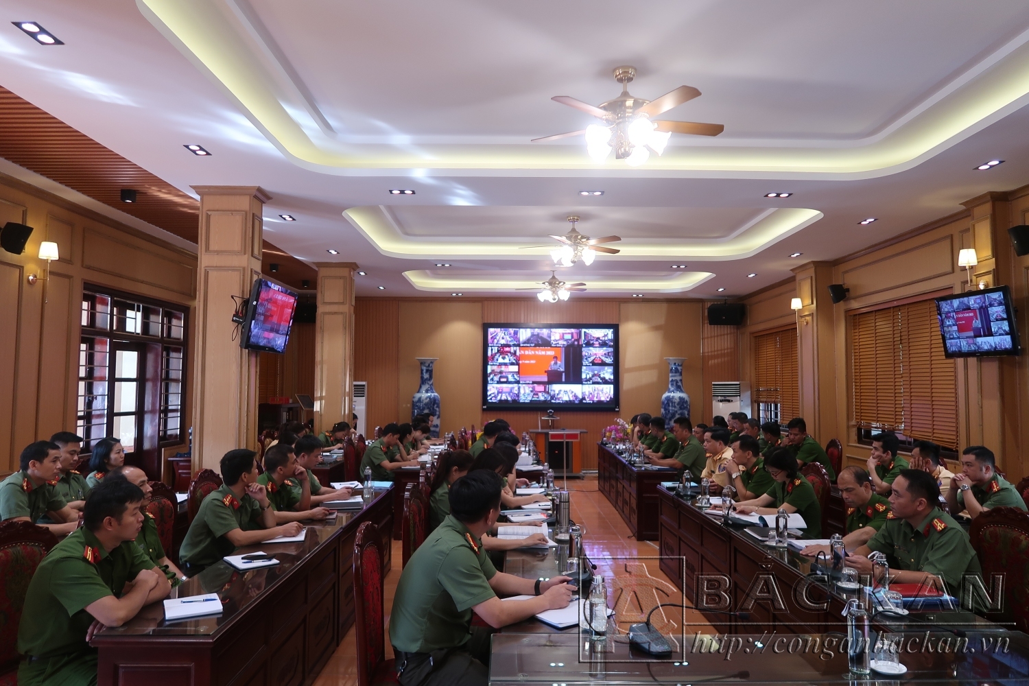 Các đại biểu tập huấn tại điểm cầu Công an tỉnh Bắc Kạn