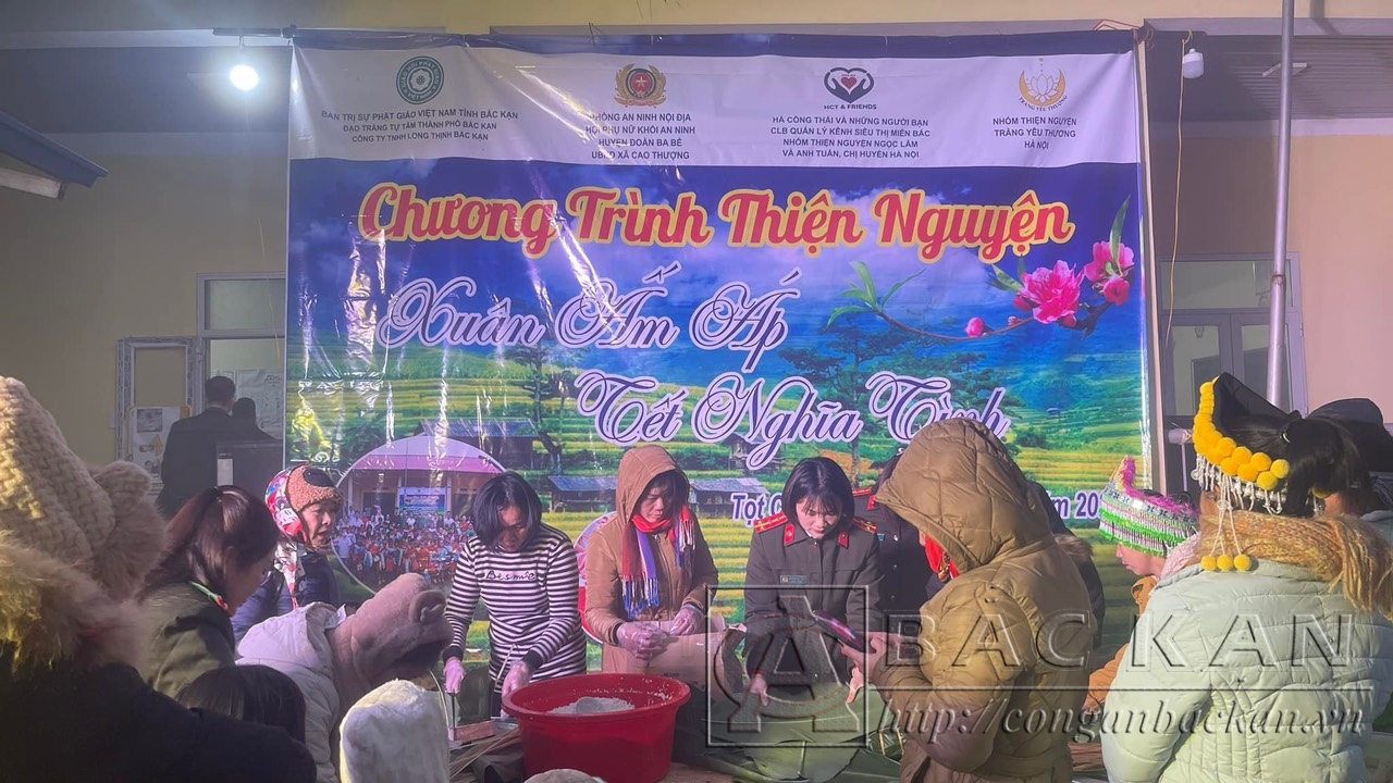PA02 gói bánh chưng