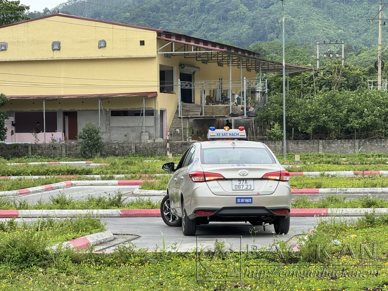 6 Thí sinh thi thực hành trên Sa hình
