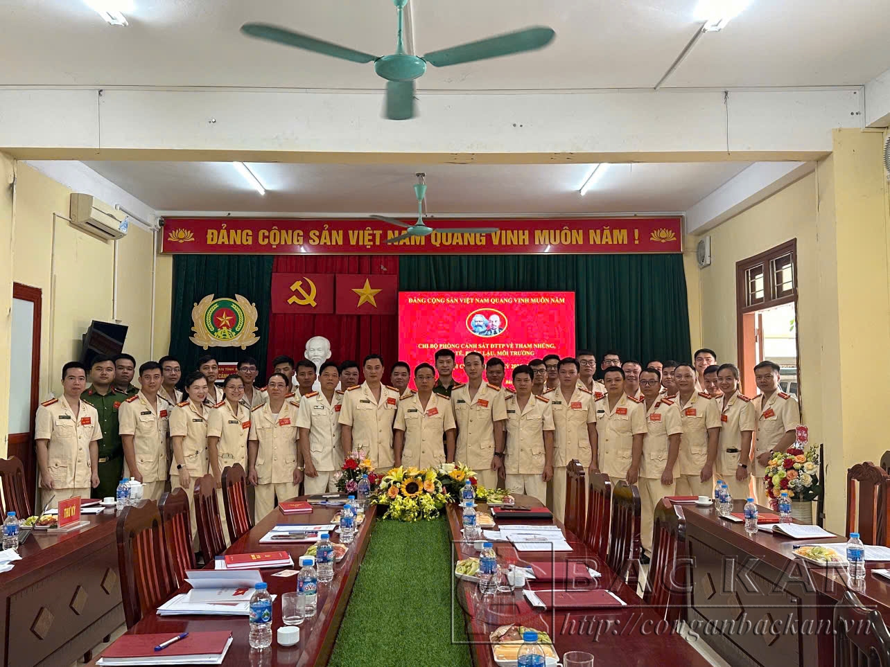 ĐẠi biểu tham dự Đại hội