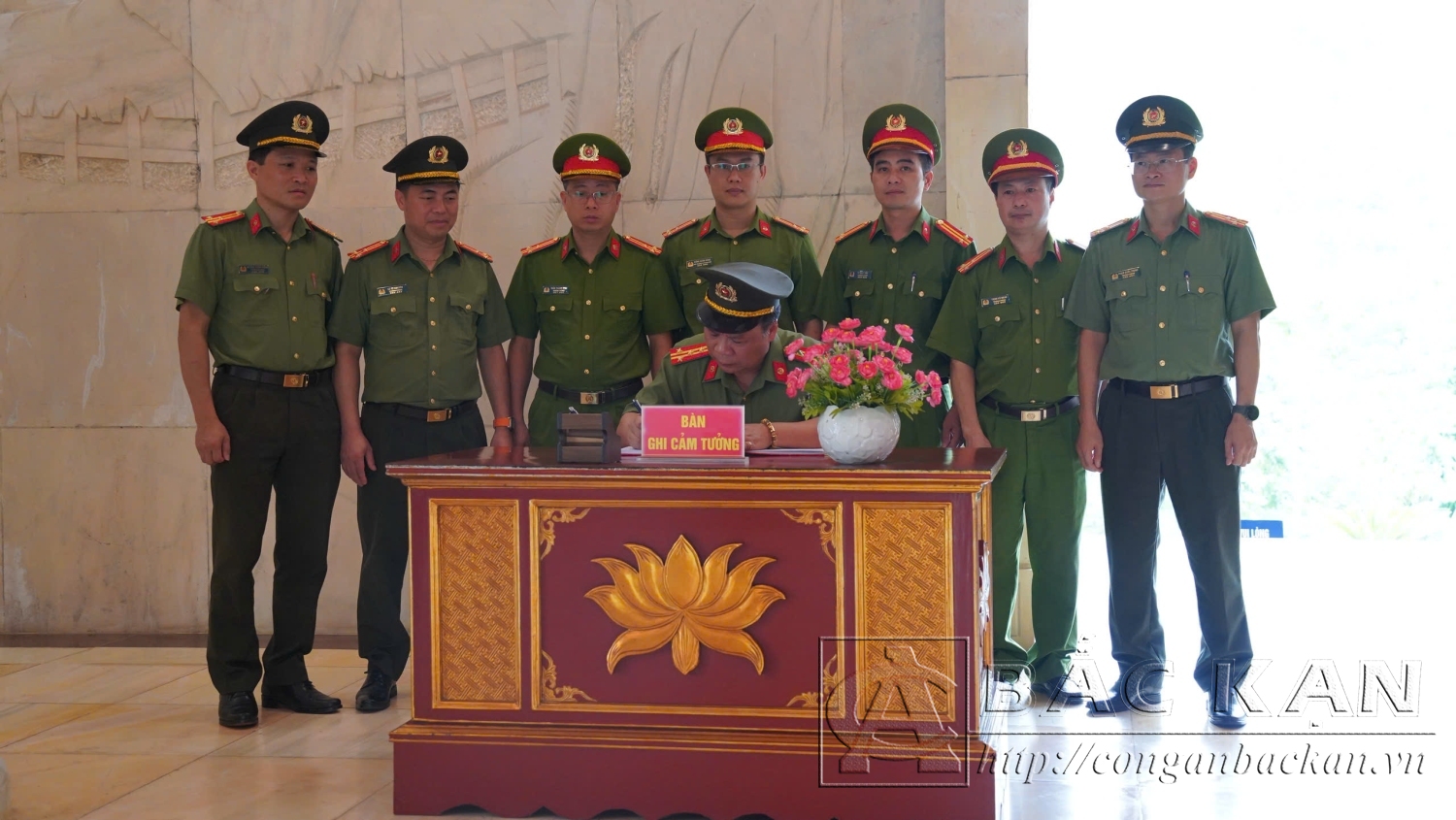 ghi sổ cảm tg