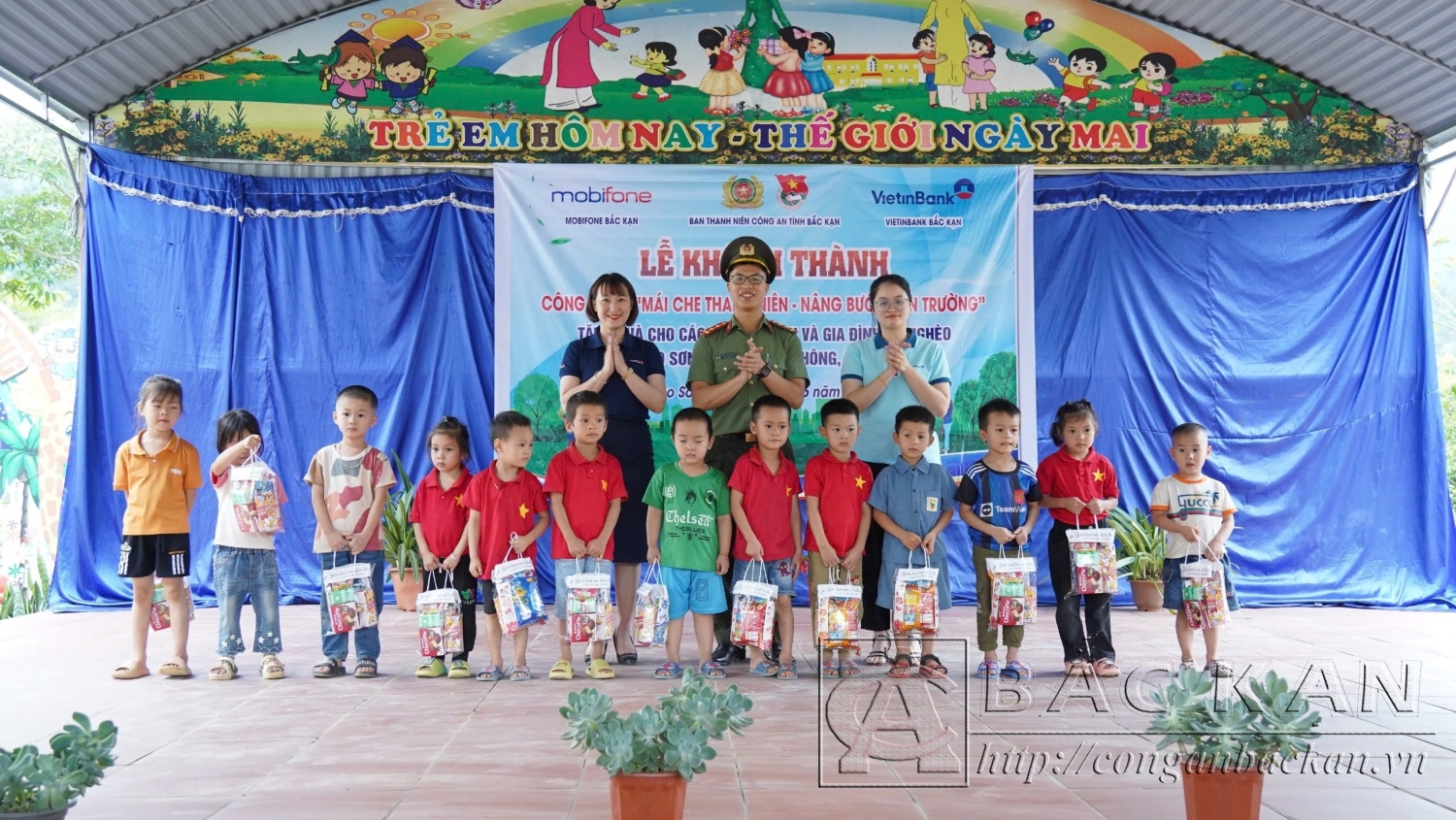 tặng qa te CSon
